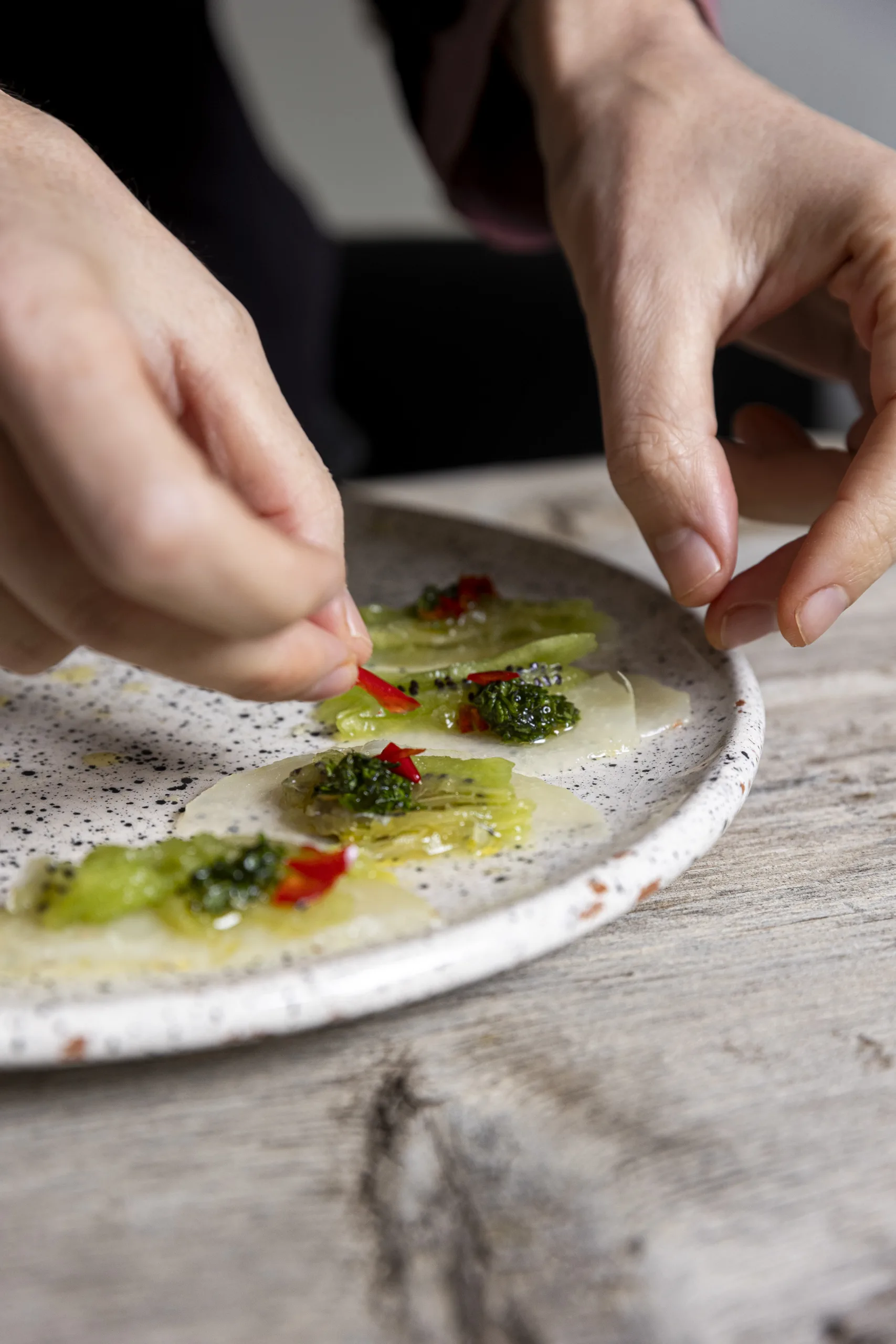 40b61d4a2b1775392cefcc3d3d6d3cc3aee5c568